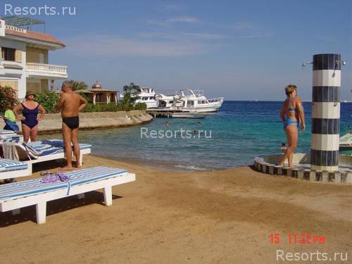 Waves Resort Hotel 23